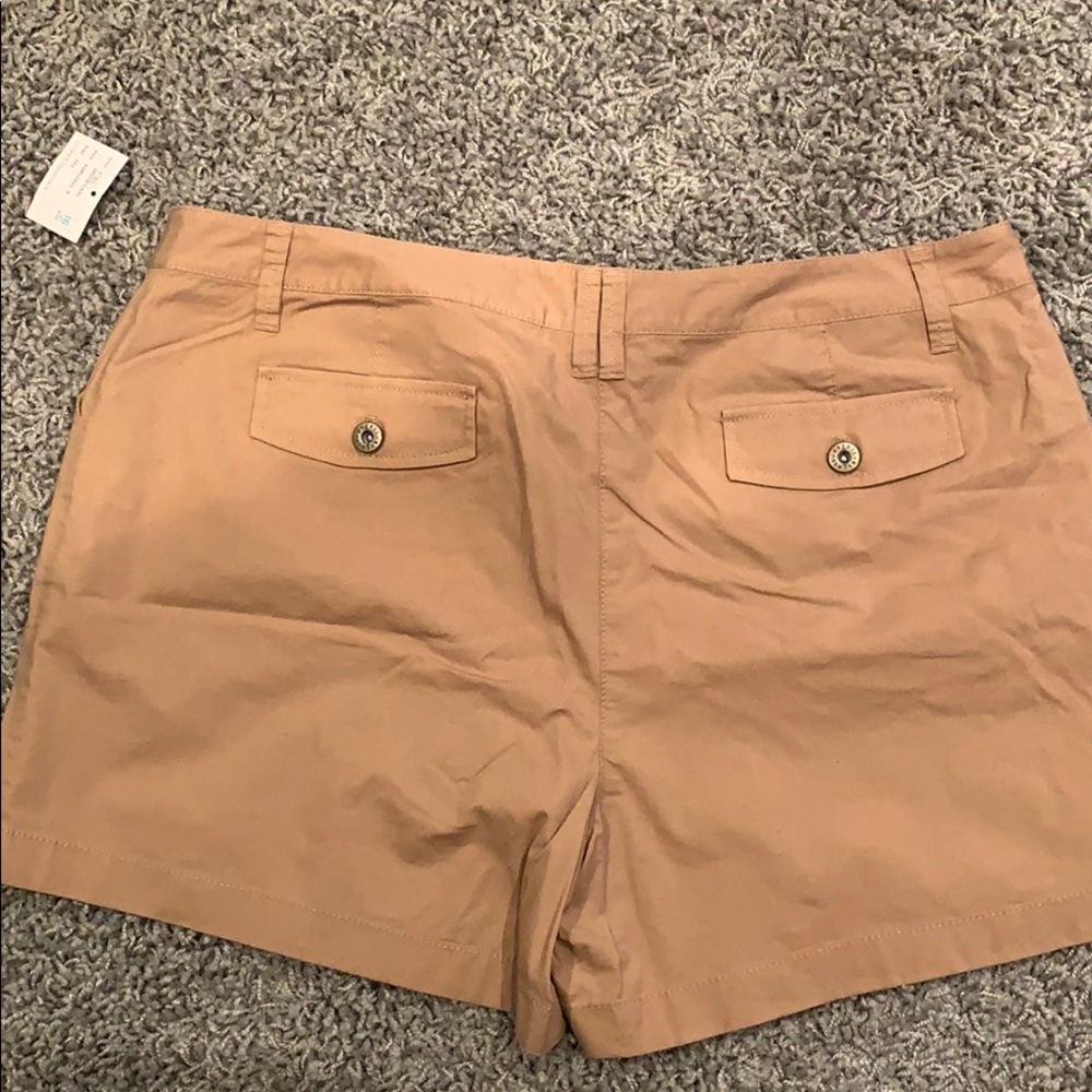 NEW Women’s Shorts 16 Axcess 😃 - Picture 3 of 6